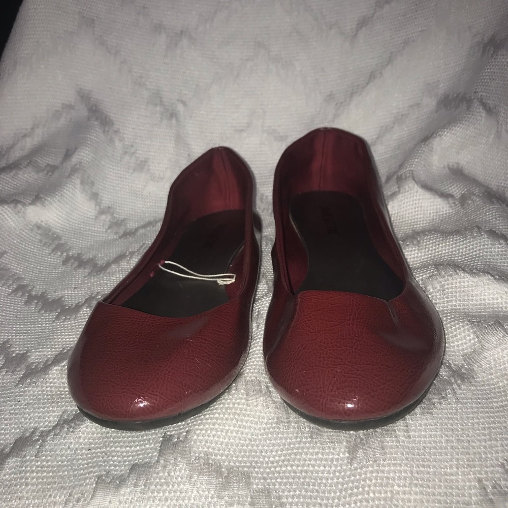 Faux glossy Red Snake Flats by Lower East Side size 12W